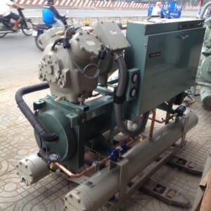 Máy làm lạnh nước Chiller